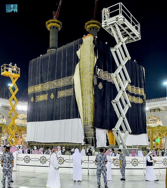 Makkah Bersiap! Kiswah Ka'bah Akan Berganti, Momen Sakral Kembali Menyapa Tanah Suci